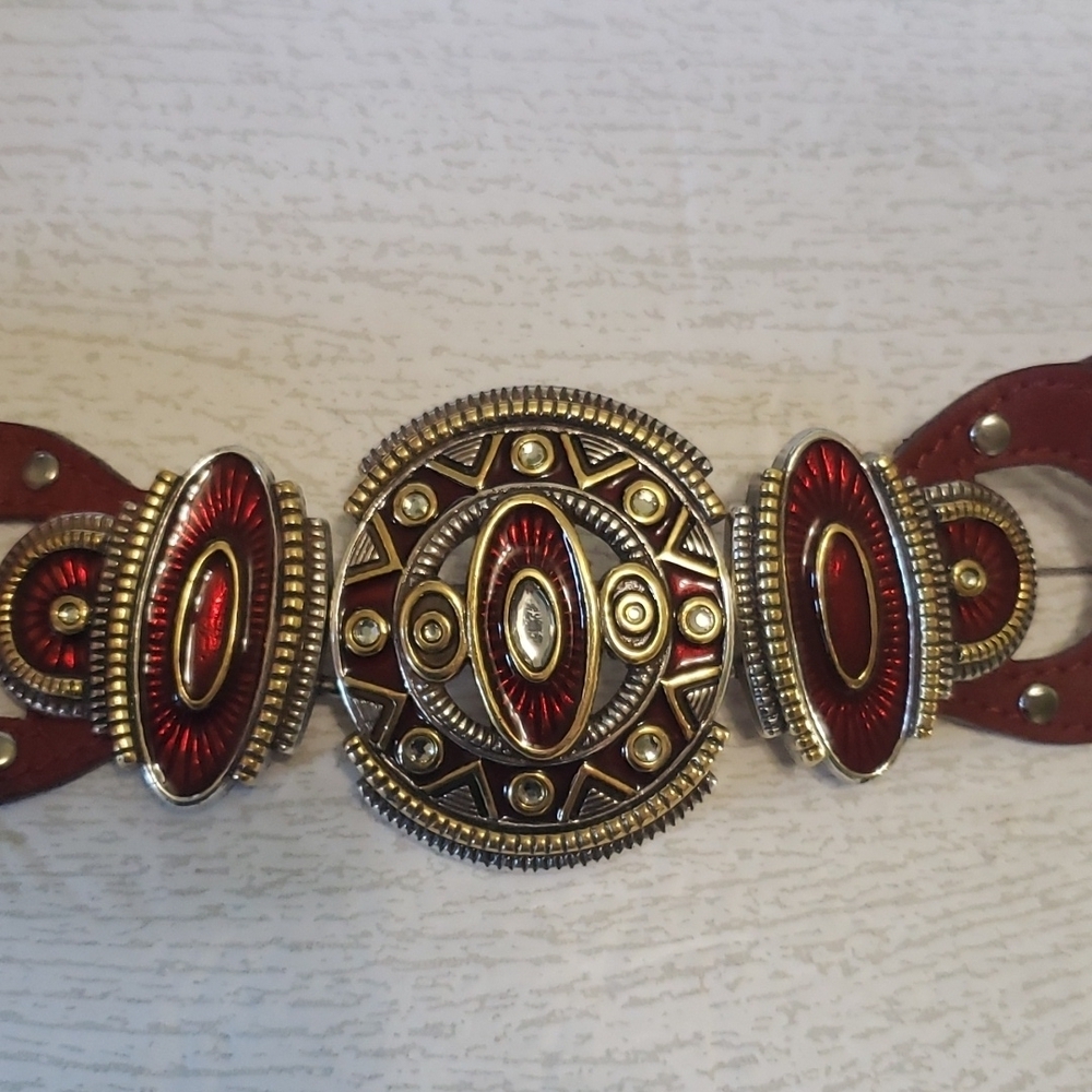Chicos S/M red whith rhinestone hook clousure adjustable belt - Picture 2 of 5
